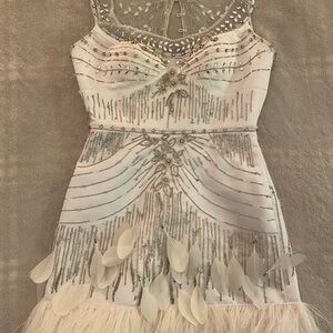 RDevine short wedding dress w/crystals and feathers